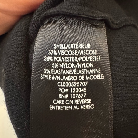 NWOT Alice & Olivia Darcey Black Turtleneck Sweater Tank- Large - Picture 6 of 9